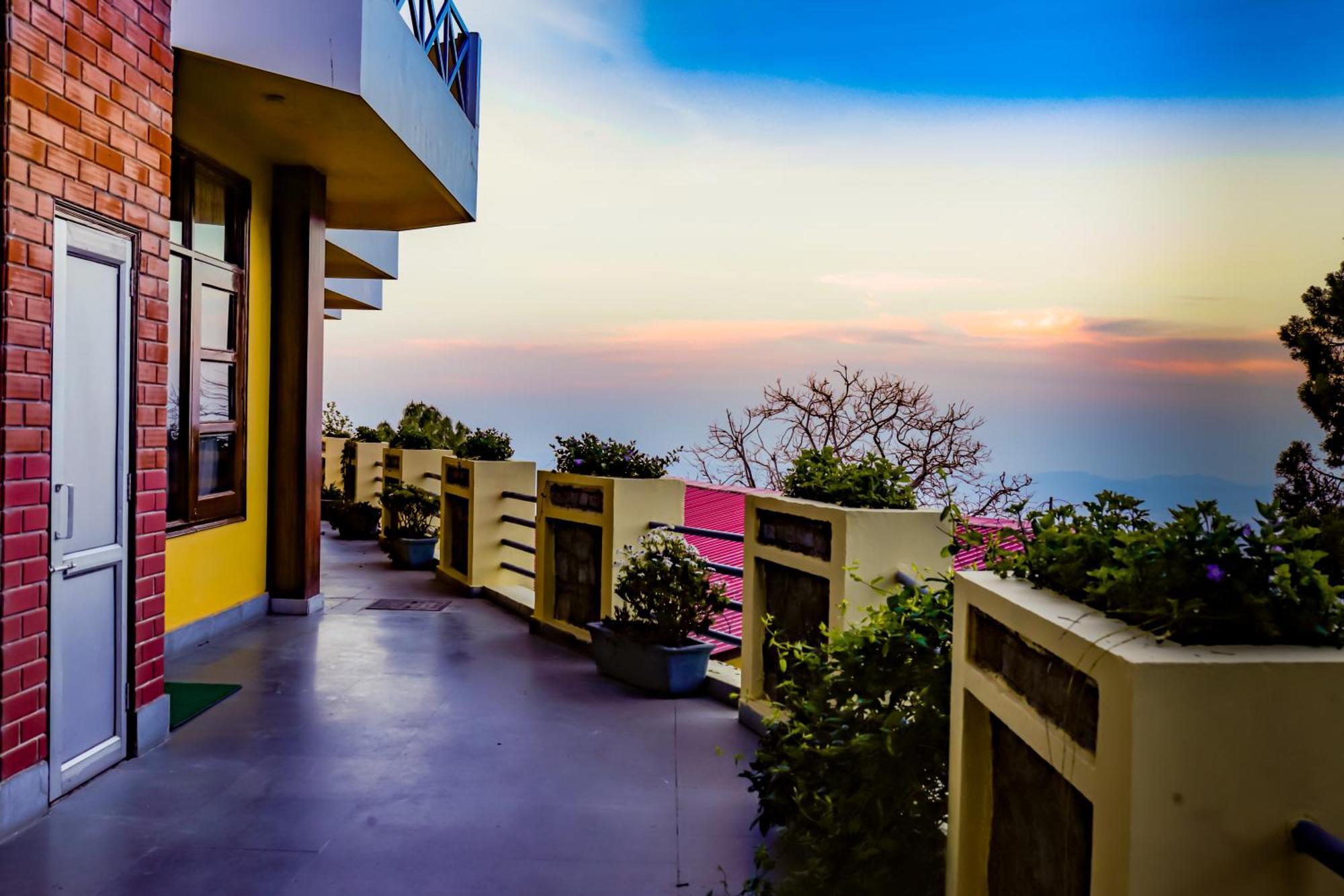 Green N Breeze Resorts Mussoorie Esterno foto