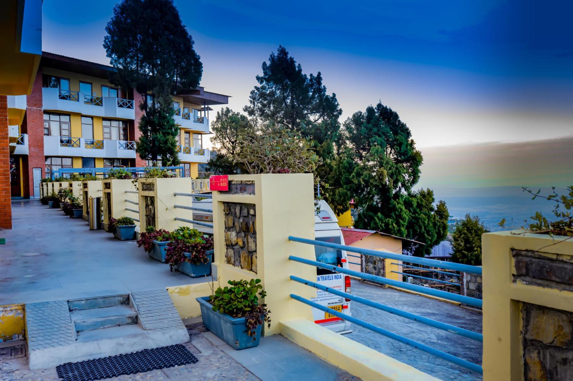 Green N Breeze Resorts Mussoorie Esterno foto