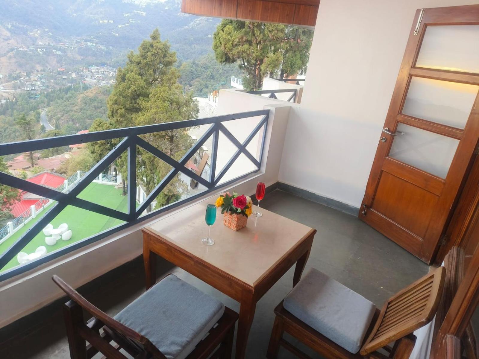 Green N Breeze Resorts Mussoorie Esterno foto